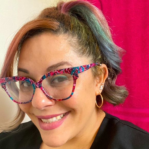 Meet your Posher, Isa - Picture 1 of 1